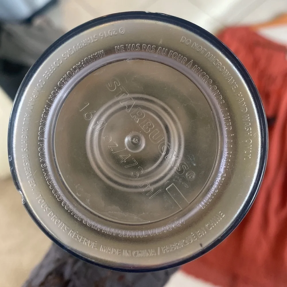 2015 Starbucks Coffee 16 Oz Mug